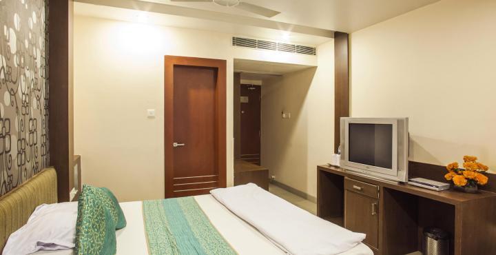 Hotel Tulsi Exotic Bhopal Exterior foto