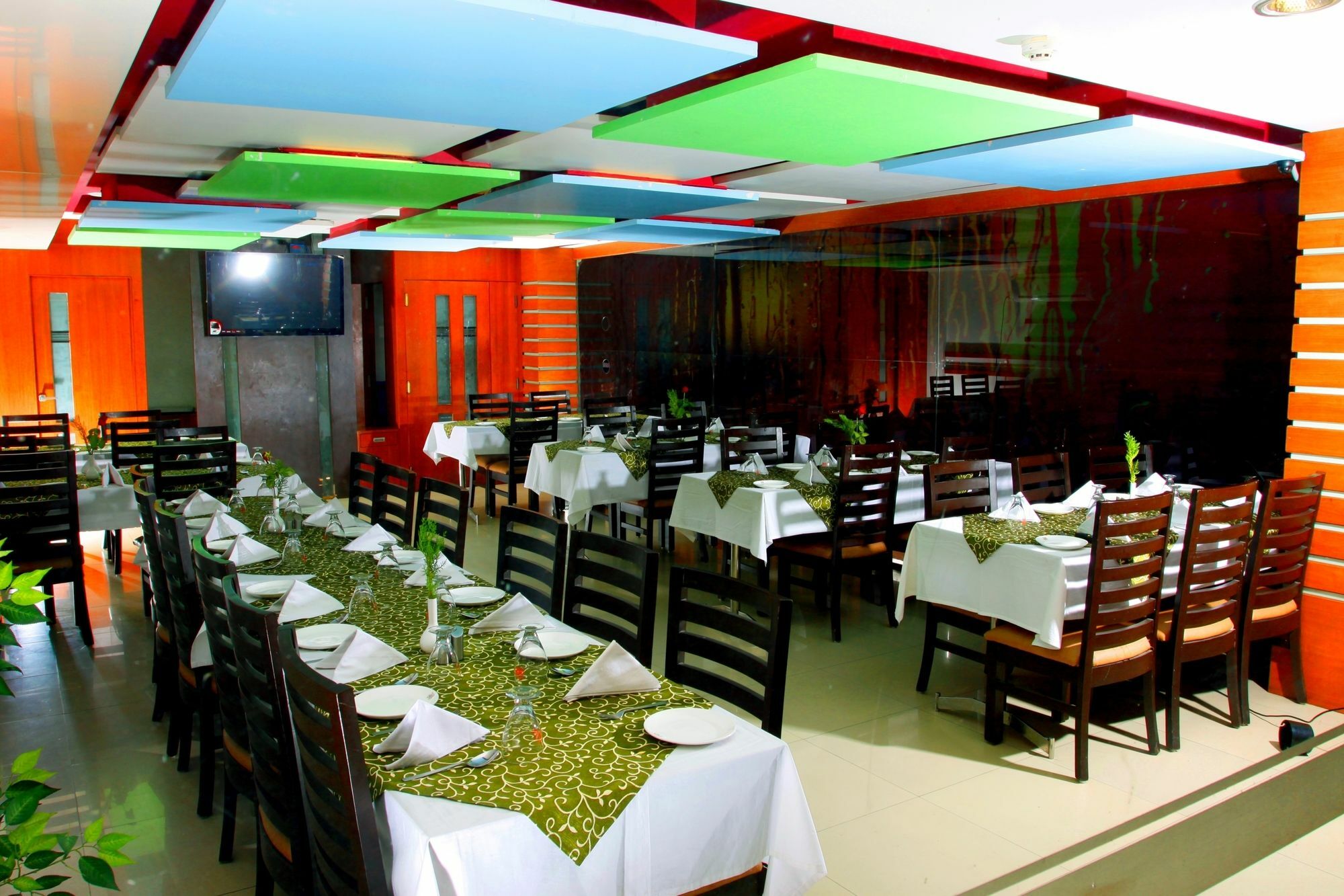 Hotel Tulsi Exotic Bhopal Exterior foto